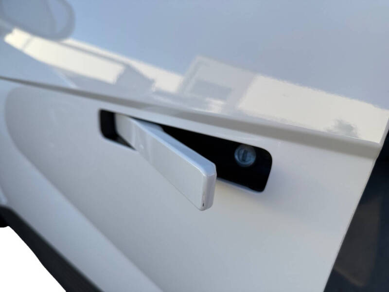 2024 Hyundai Ioniq 5 SE Standard Range