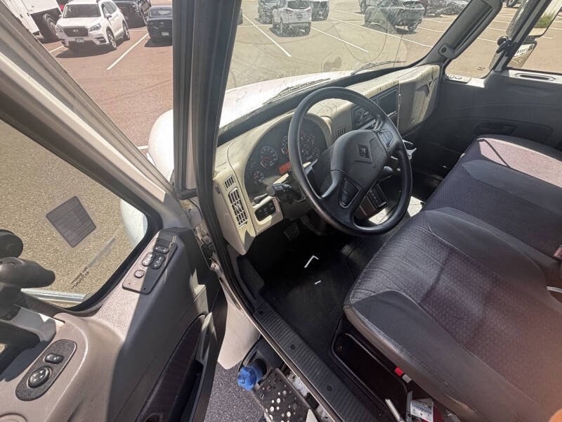 2018 International DuraStar 4300