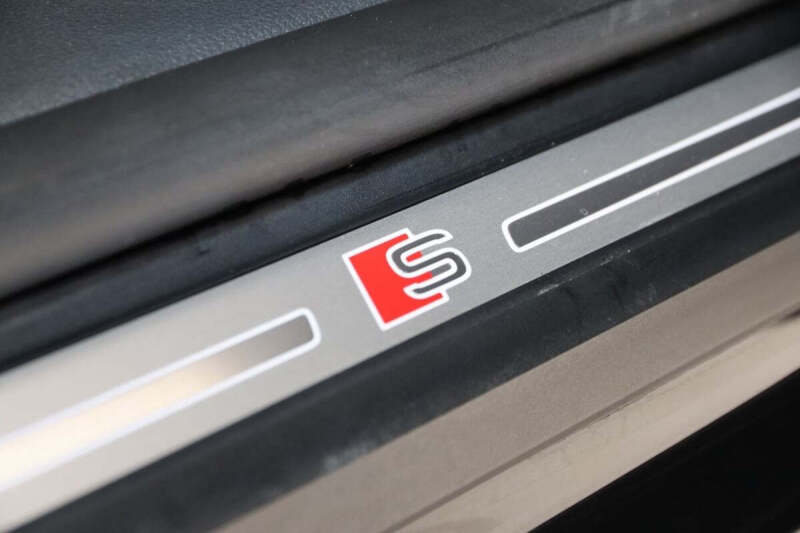 2024 Audi SQ8 4.0T quattro Premium Plus