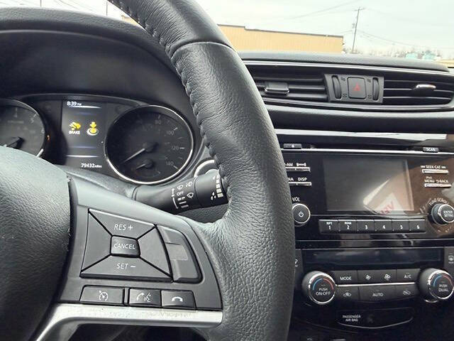 2017 Nissan Rogue SV