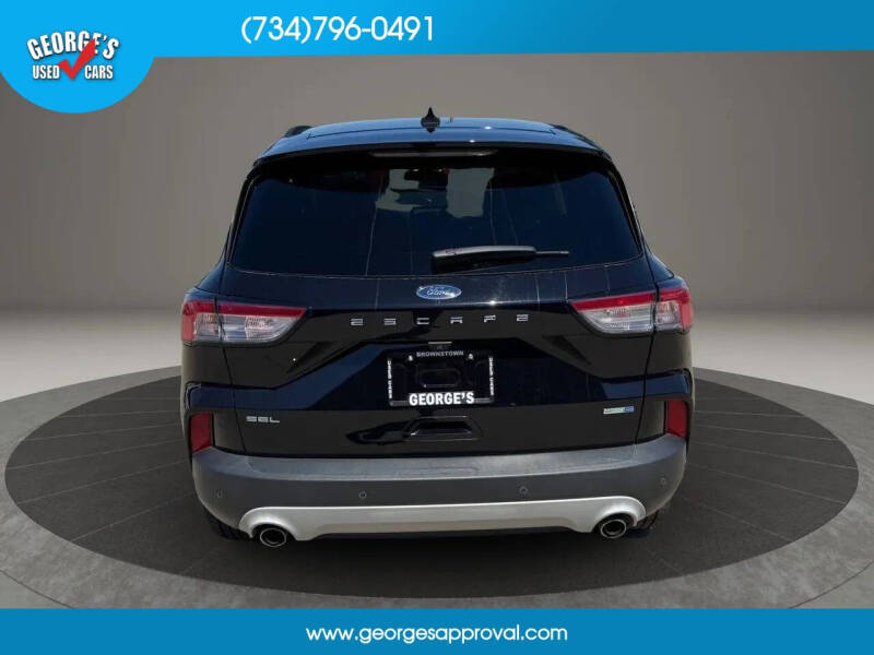 2020 Ford Escape SEL