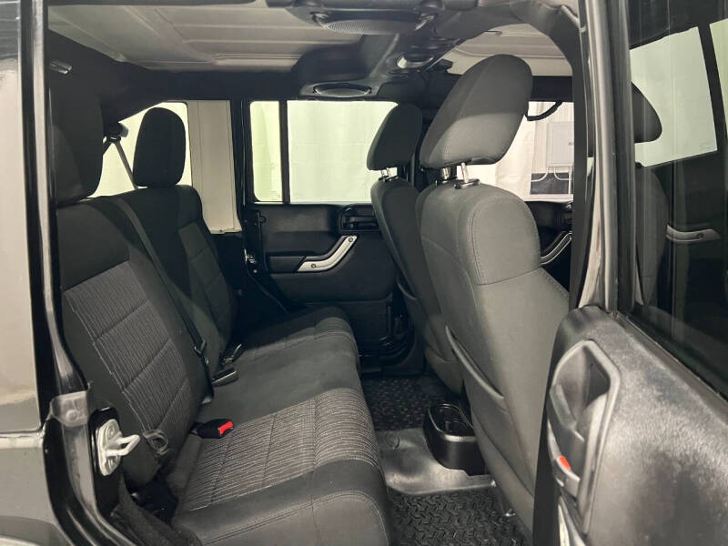 2012 Jeep Wrangler Unlimited Rubicon