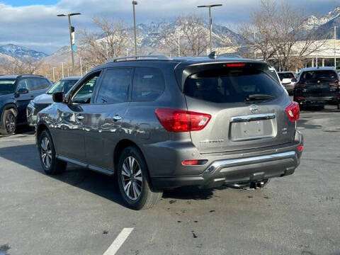 2019 Nissan Pathfinder SV