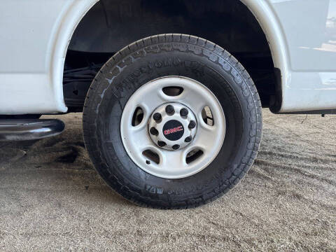 2018 GMC Savana 2500