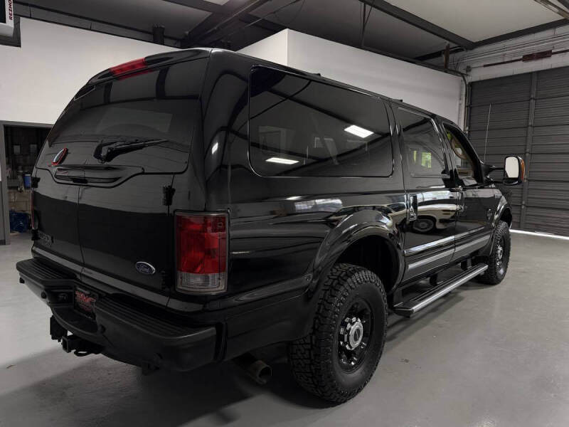 2004 Ford Excursion Limited