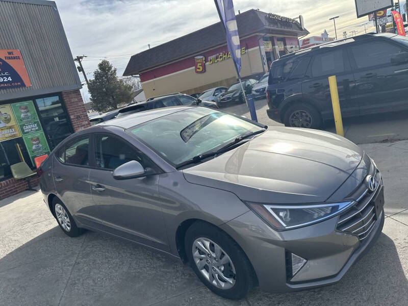 2020 Hyundai Elantra SE