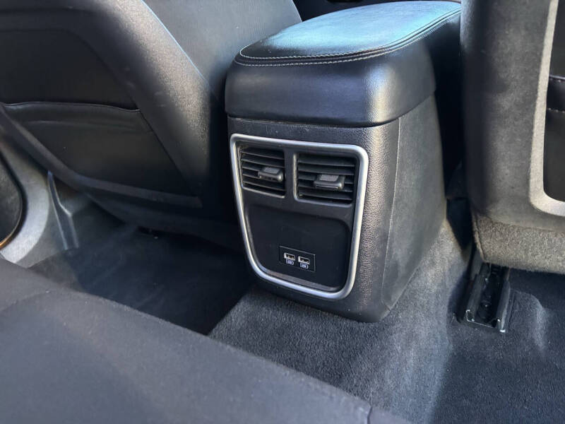 2020 Dodge Charger Scat Pack