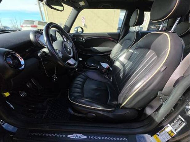 2009 MINI Cooper John Cooper Works