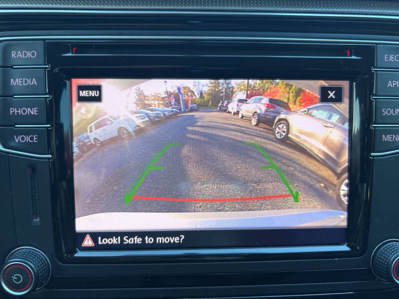 2018 Volkswagen Passat 2.0T R-Line