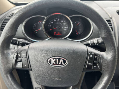 2013 Kia Sorento LX
