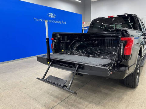 2023 Ford F-150 Lightning Platinum