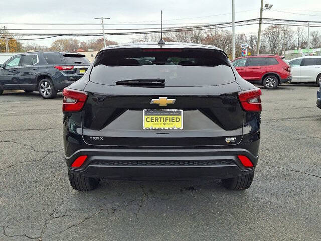 2024 Chevrolet Trax LS