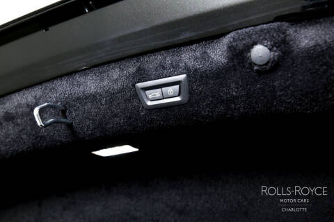 2024 Rolls-Royce Phantom EWB