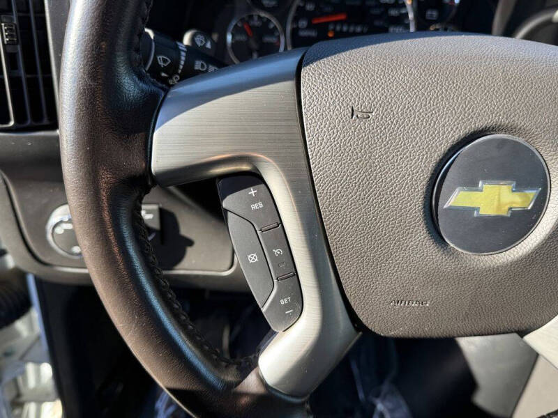 2017 Chevrolet Express LS 2500