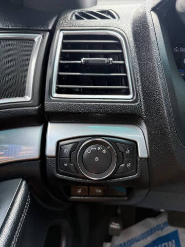 2016 Ford Explorer Sport