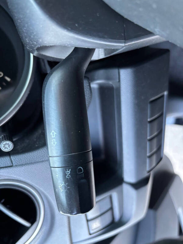 2012 Mazda MAZDA5 Sport