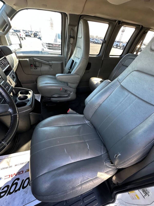 2020 GMC Savana LS 3500