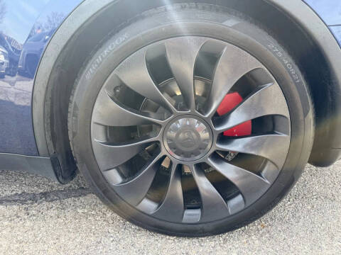2023 Tesla Model Y Performance
