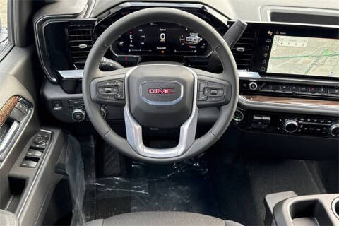 2026 GMC Sierra 1500 Elevation Standard