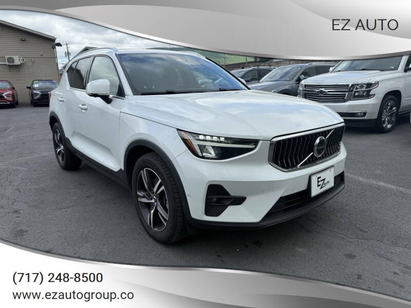 2023 Volvo XC40 Plus's photo