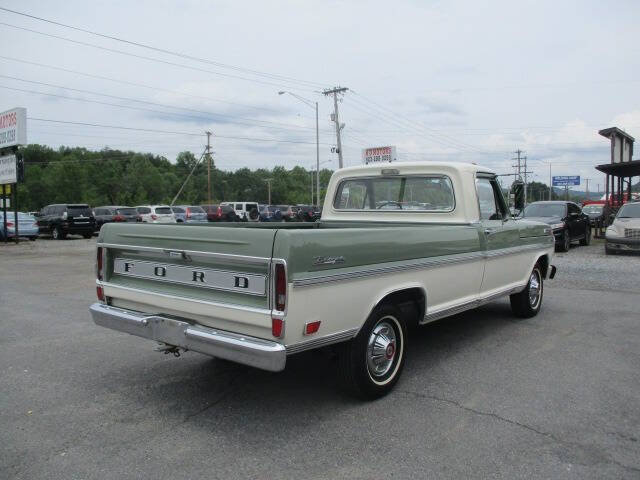 1969 Ford F-100