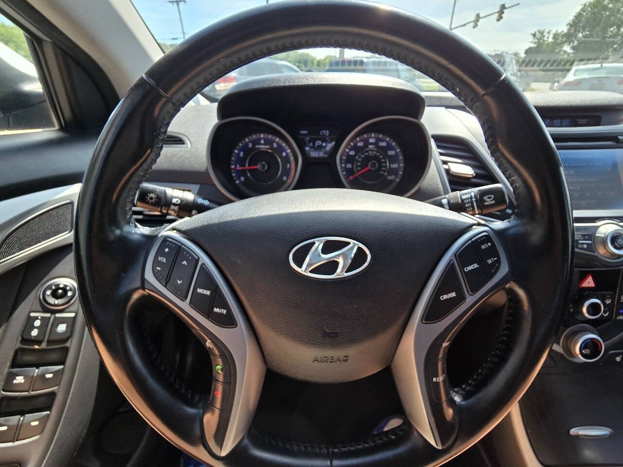 2015 Hyundai ELANTRA for sale at Midwest Auto Loans in Davenport, IA