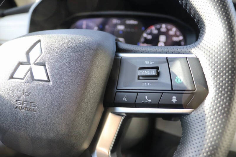 2023 Mitsubishi Outlander PHEV SEL