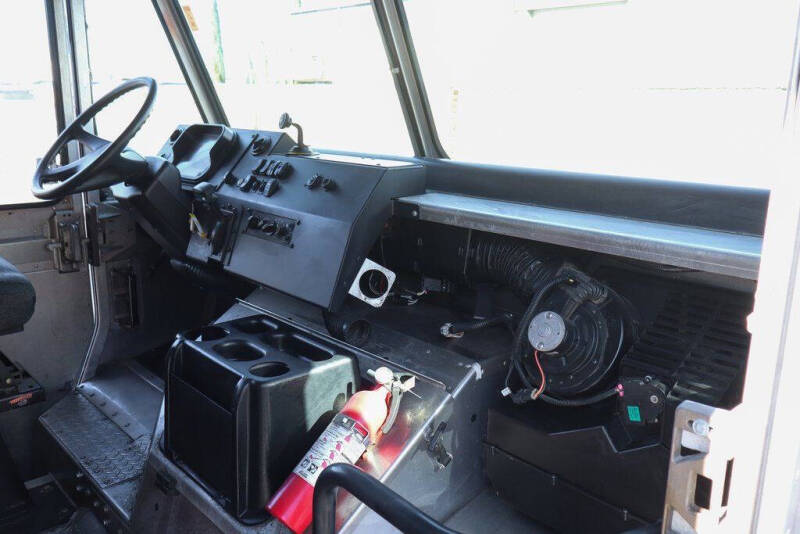2020 Freightliner MT45 Chassis
