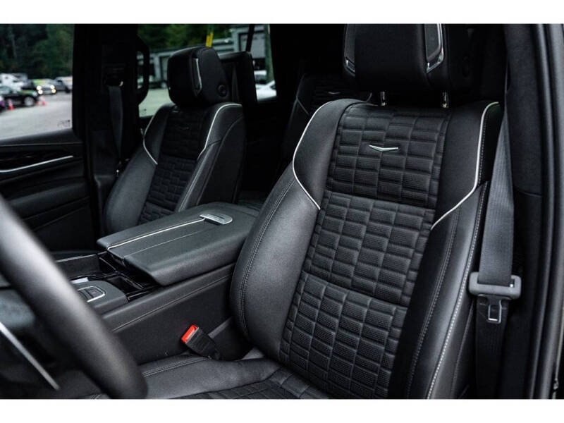 2023 Cadillac Escalade-V