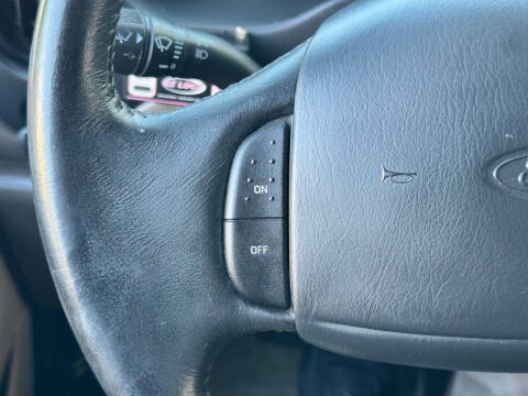 1999 Ford E-Series E-250