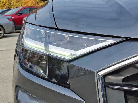 2021 Audi Q8 quattro Premium Plus 55 TFSI