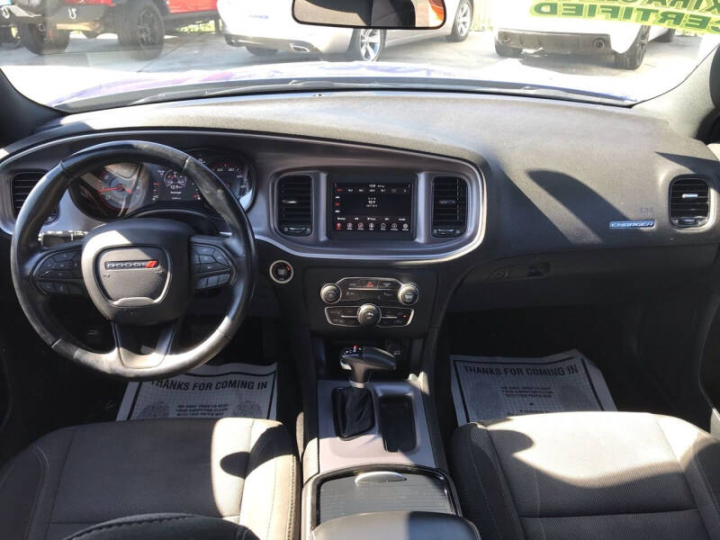 2019 Dodge Charger SXT