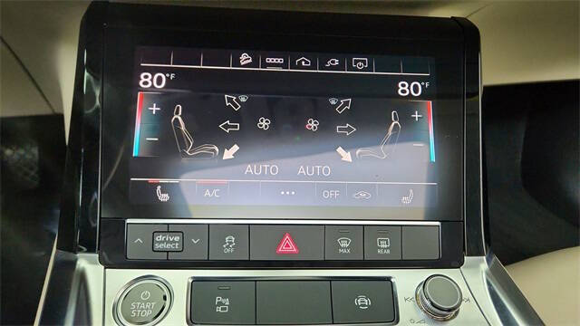 2022 Audi e-tron quattro Premium