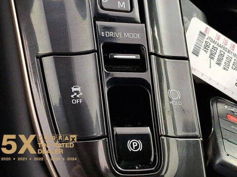 2025 Toyota Crown Platinum