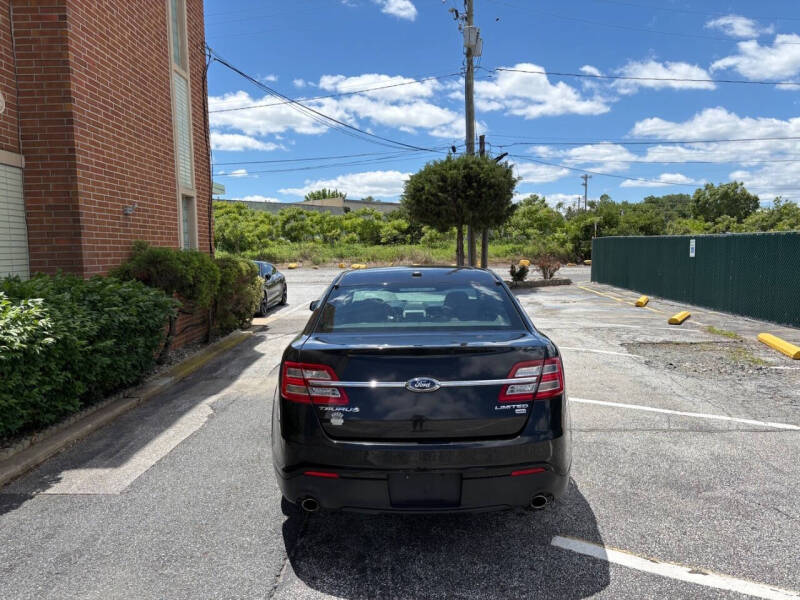 2014 Ford Taurus Limited