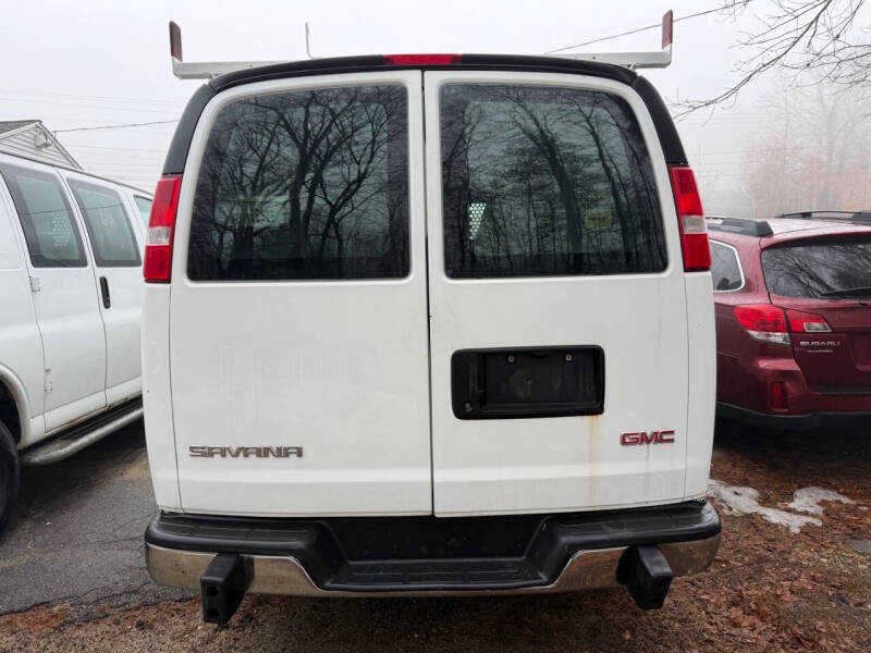 2017 GMC Savana 2500