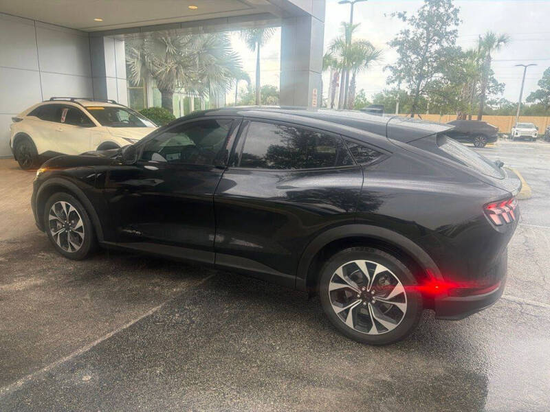 2024 Ford Mustang Mach-E Select