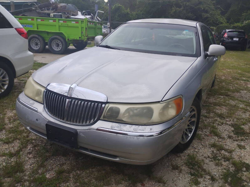 2001 Lincoln Town Car for sale at Malley's Auto in Picayune MS