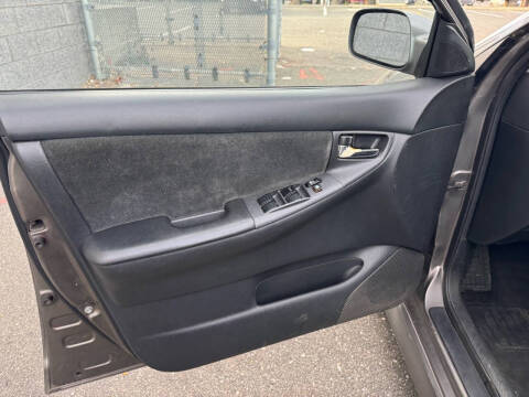 2004 Toyota Corolla S