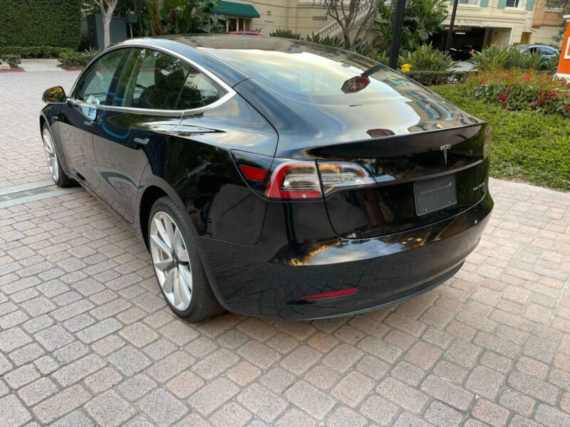 2020 Tesla Model 3 Standard Range Plus