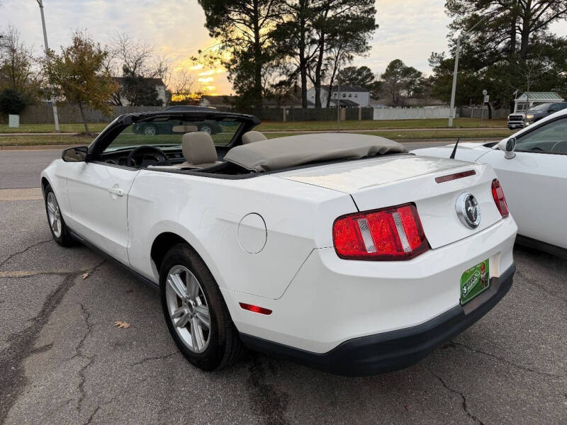2010 Ford Mustang V6