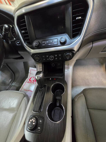 2017 GMC Acadia SLT-2