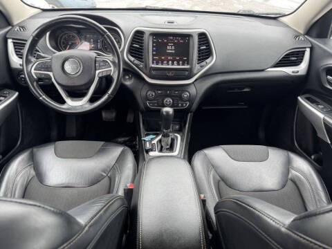 2018 Jeep Cherokee Latitude Plus