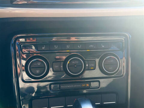 2019 Volkswagen Beetle 2.0T Final Edition SE