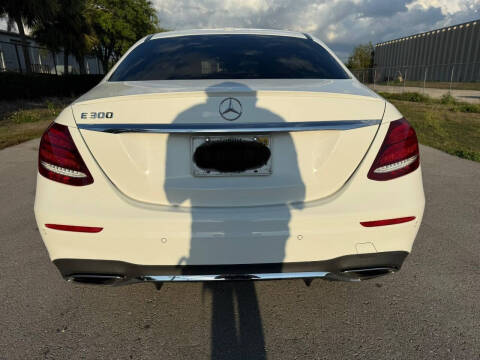 2019 Mercedes-Benz E-Class E 300