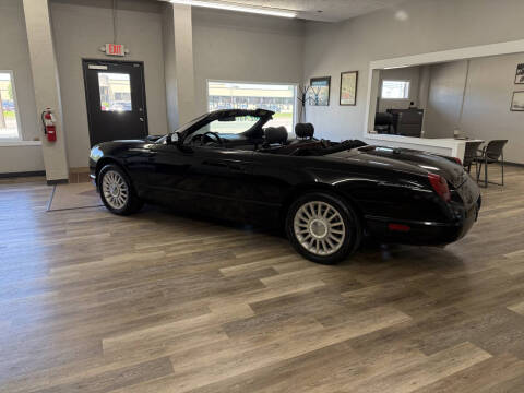 2005 Ford Thunderbird Deluxe