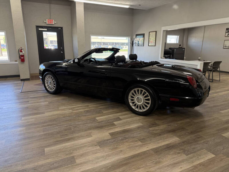 2005 Ford Thunderbird Deluxe