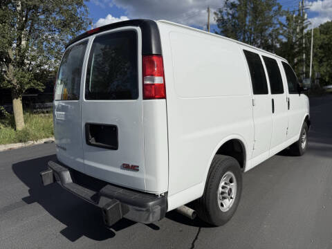 2023 GMC Savana 2500