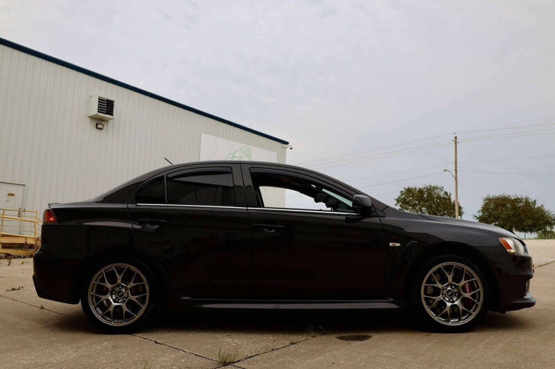 2011 Mitsubishi Lancer Evolution MR