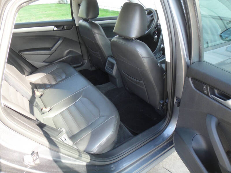 2013 Volkswagen Passat S PZEV